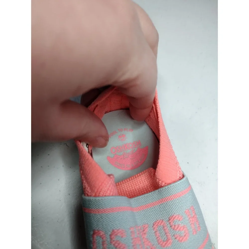 OshKosh Bgosh Girls Coral Pink Heart Knit‎ Slip On Size 10 Splash Shoes